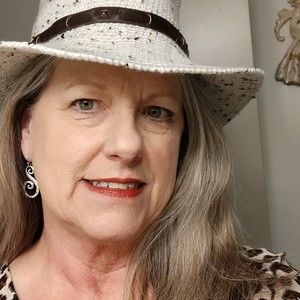 Meet your Posher, Moore